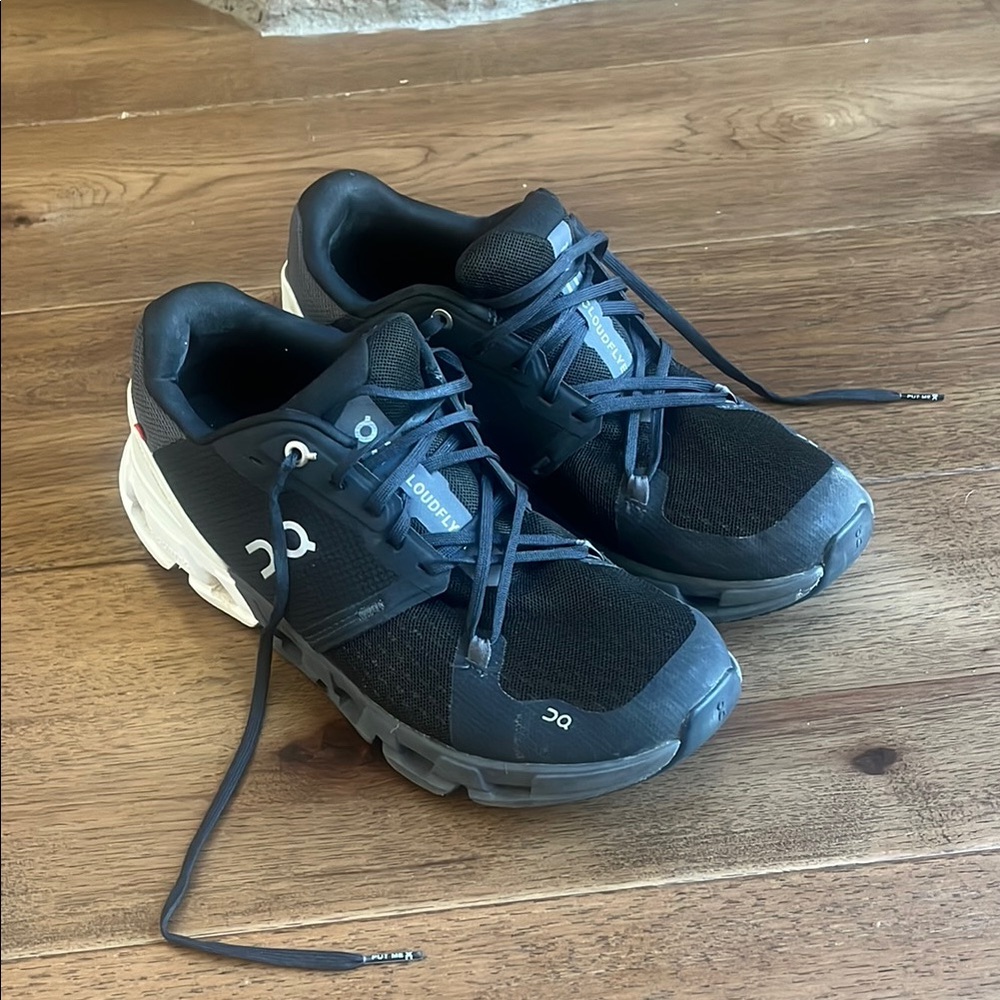 On Cloud Women’s Shoes